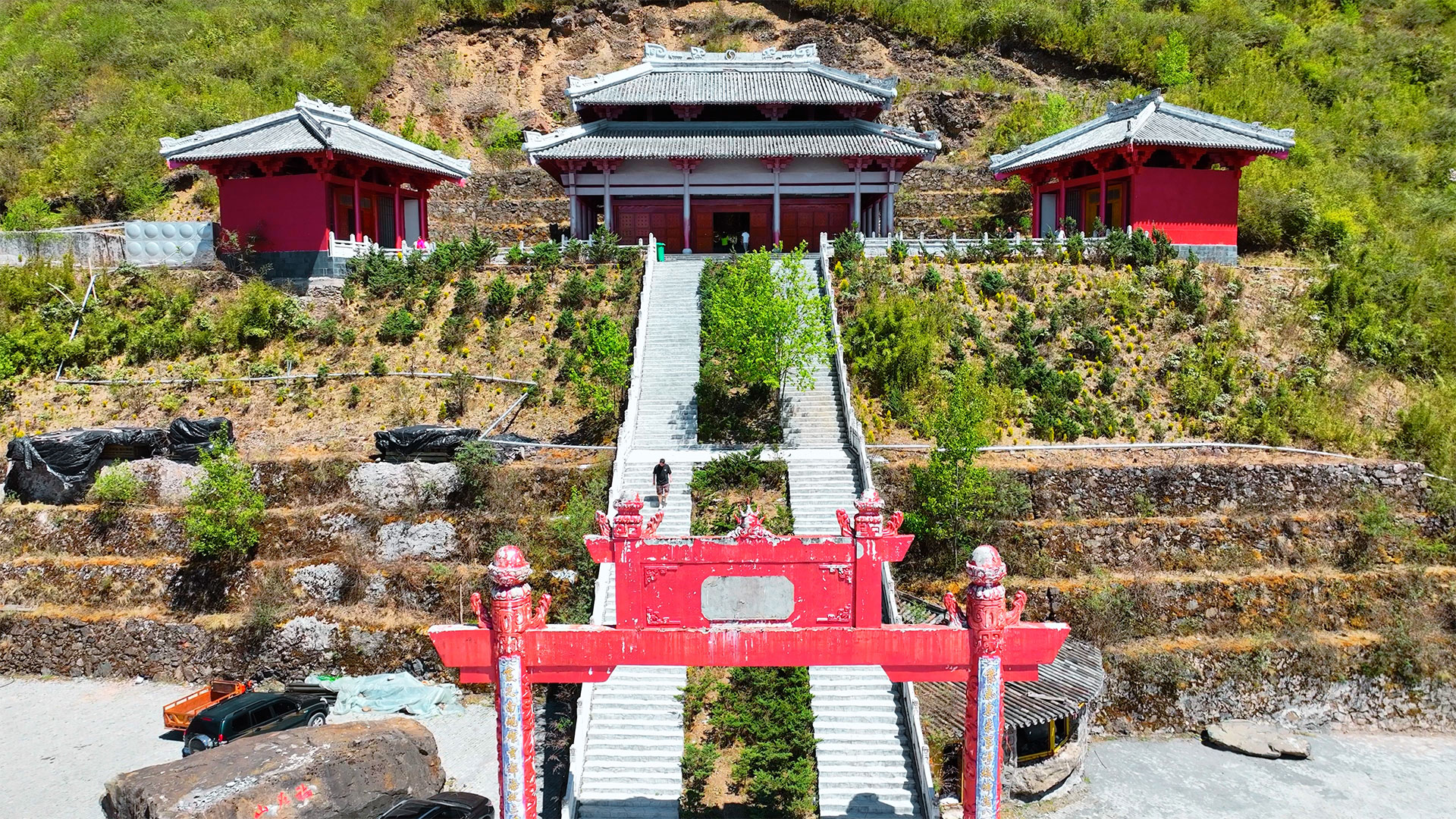 个人商用，东川地标紫霞宫粉红色墙庙宇古建筑，视频素材