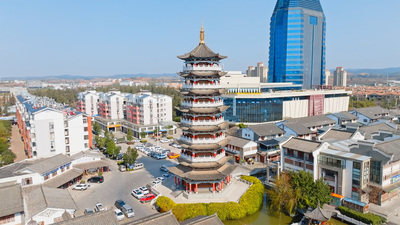 个人商用，云南省石林彝族自治县万城阿诗玛小镇文笔路复古塔楼江南风建筑航拍，视频素材