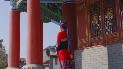 个人商用，中国风复古建筑佛塔楼阁云南少数民族阿诗玛姑娘服装漂亮，视频素材