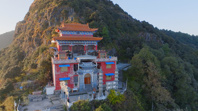 个人商用，云南省大理白族自治州宾川县鸡足山镇观音阁航拍，视频素材