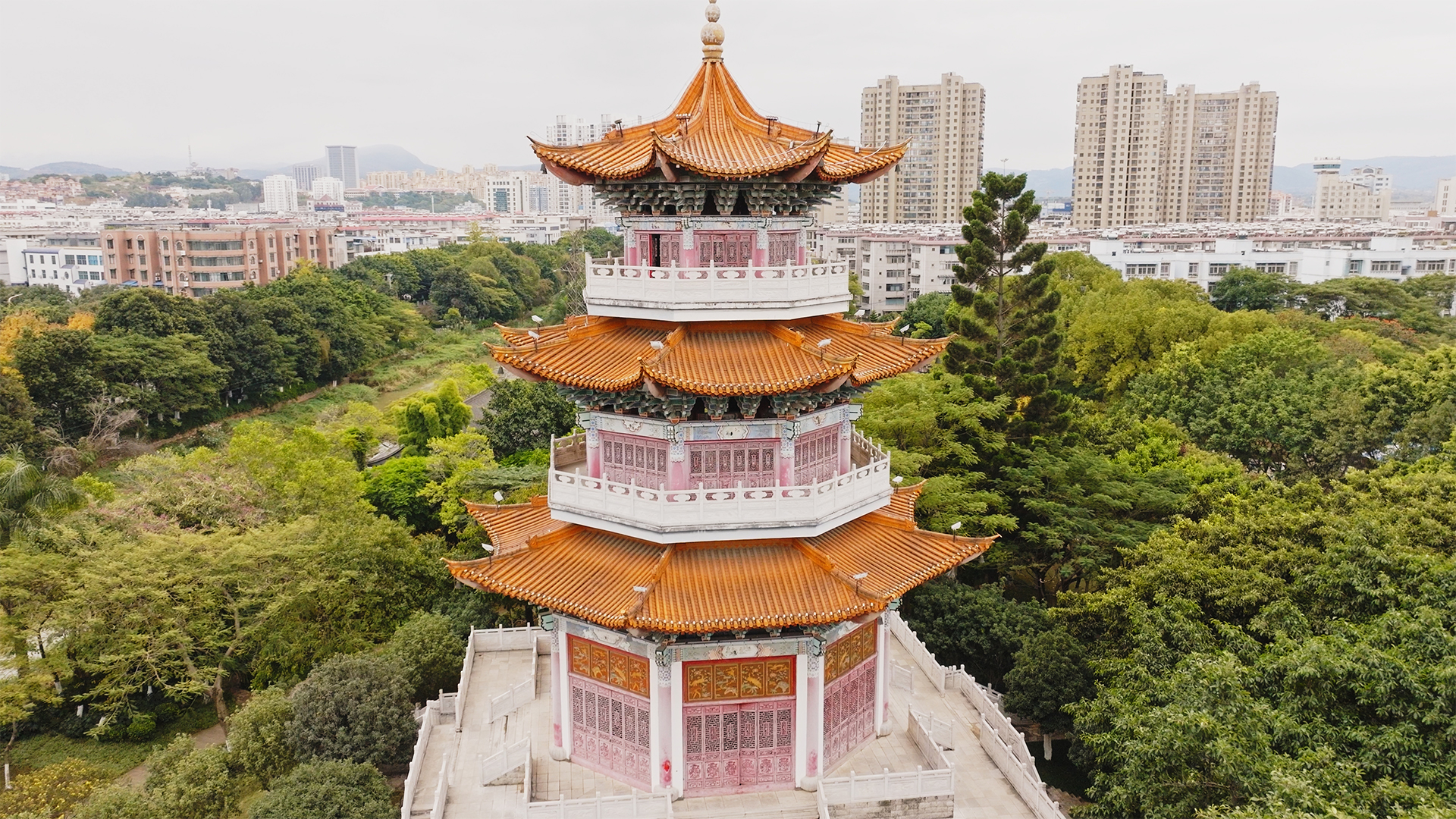 全域商用，红河开远泸江公园知木阁复古楼阁航拍，视频素材