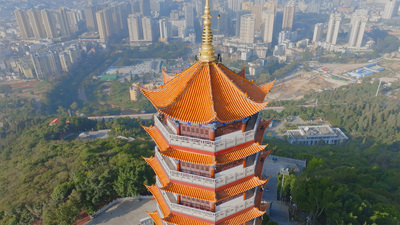 个人商用，云南省文山壮族苗族自治州文山市文笔塔局部特写环绕航拍，视频素材